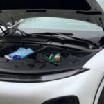 XPENG G6 frunk med bagageindsats – opbevaring der hjælper med at undgå fugt i kabinen