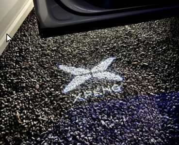 LED Dørlys med Xpeng logo Umates Denmark exclusive