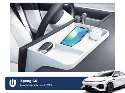 Illustration af en aflægningsbakke i silikone som placeres bag skærmen i Xpeng G6