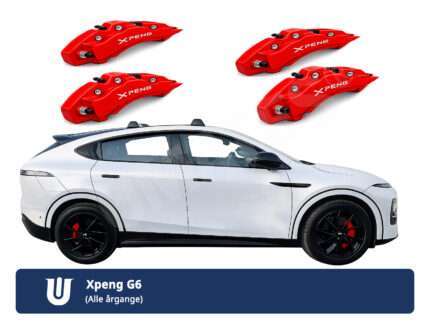 4 røde covers til kalibre monteret på Xpeng G6 - derudover er det ekstraudstyr som tagbøjler, sorte håndtag Xpeng emblem med mere