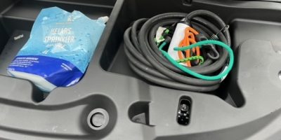 XPENG G6 frunk med bagageindsats – opbevaring af våde genstande uden for kabinen